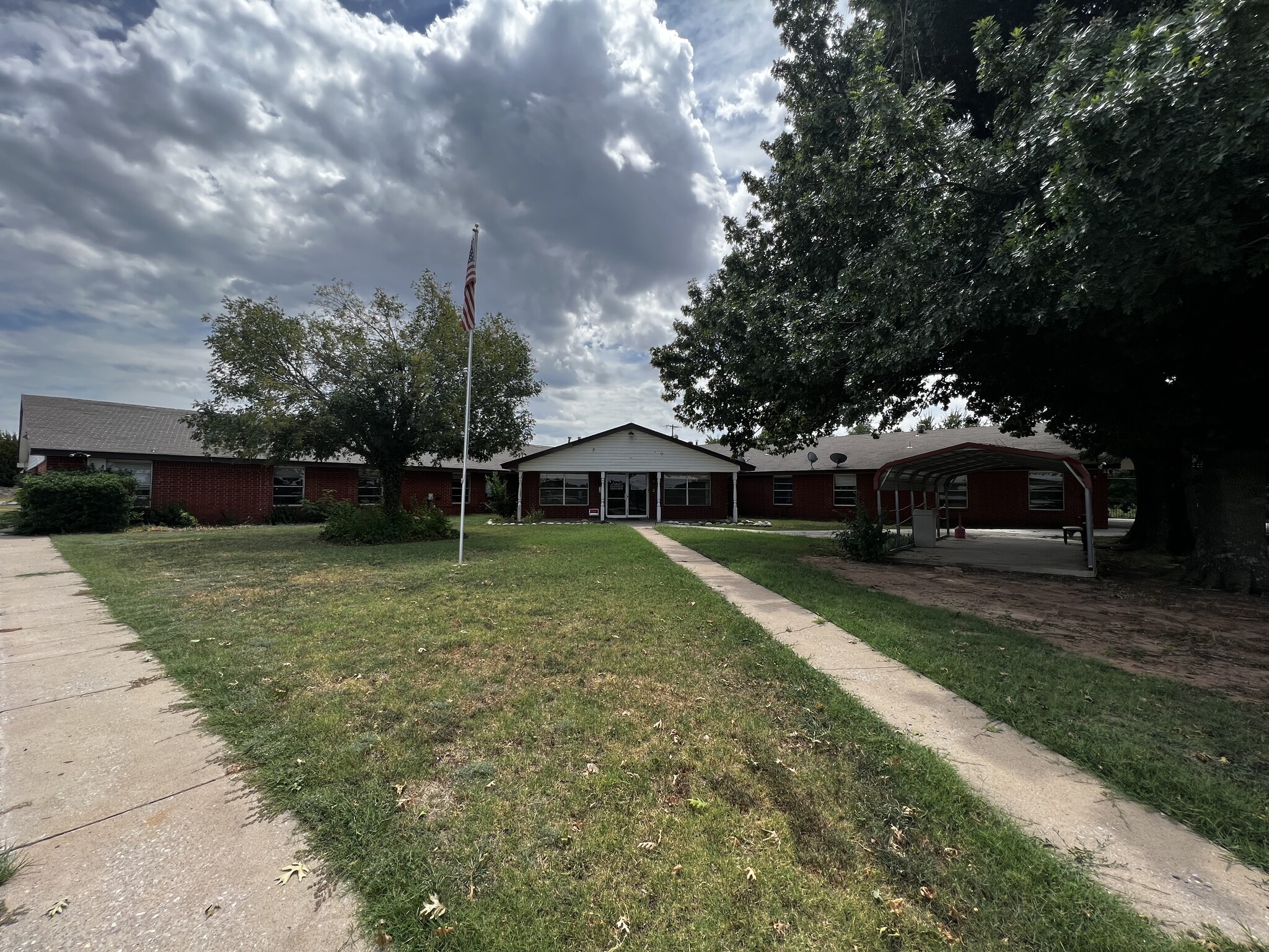 2200 N Coltrane Rd, Oklahoma City, OK for sale Primary Photo- Image 1 of 24