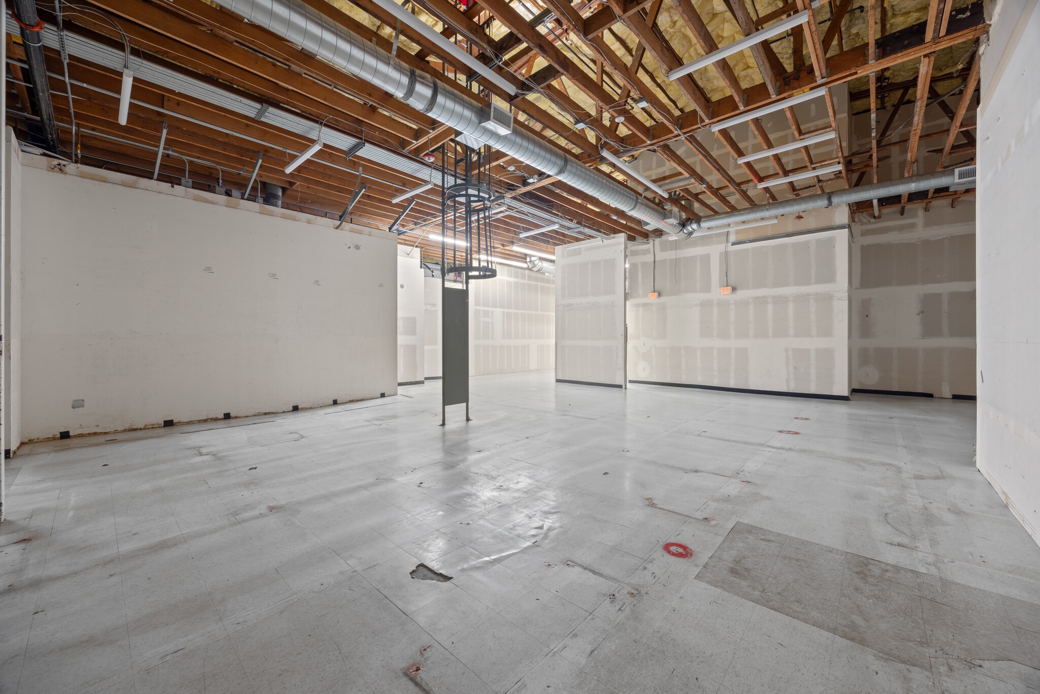 1245 3rd Street Promenade, Santa Monica, CA for lease Interior Photo- Image 1 of 10