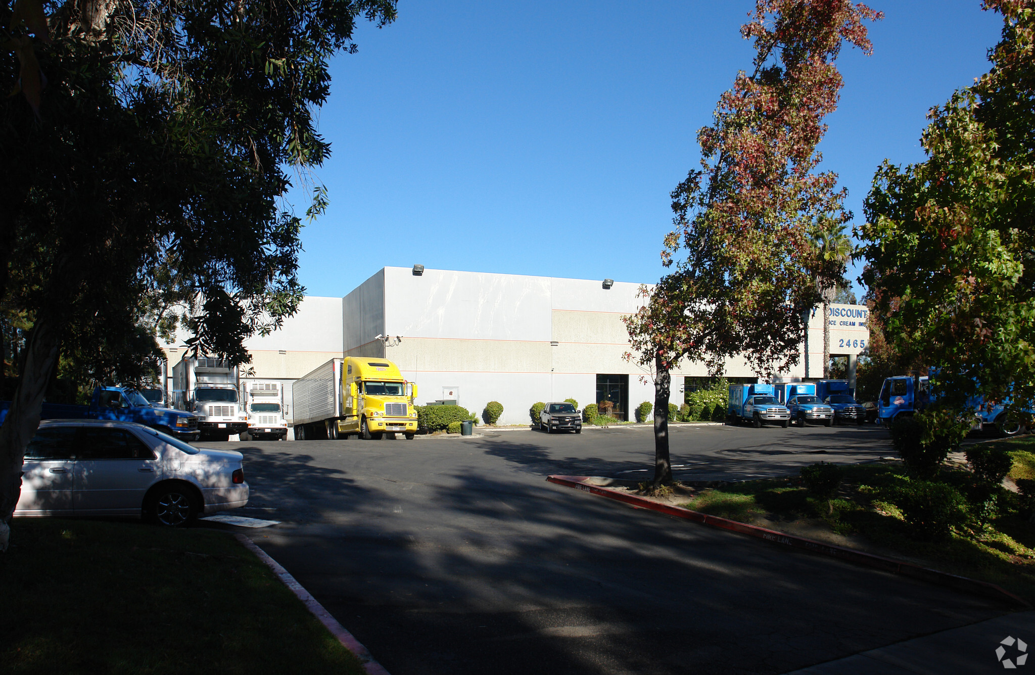 2465 Coral St, Vista, CA for lease Building Photo- Image 1 of 8