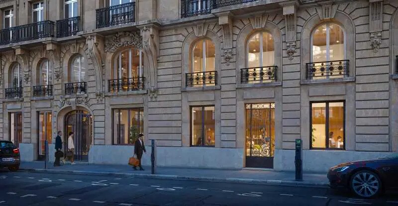 1 Rue Jules Lefebvre, Paris à louer - Photo du bâtiment - Image 3 de 9