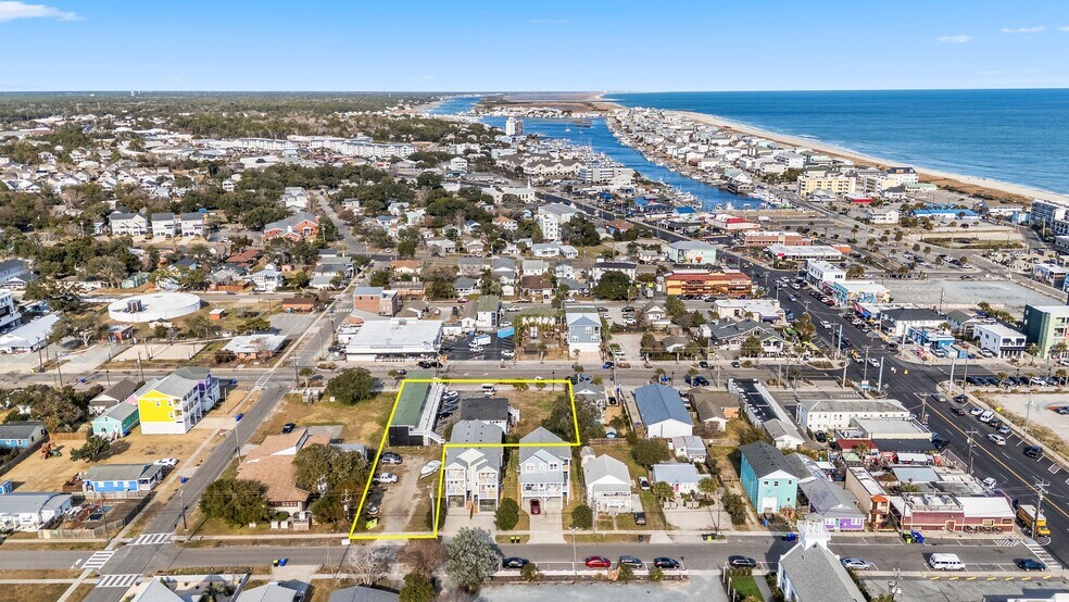 213 Cape Fear Blvd, Carolina Beach, NC à vendre - Photo du bâtiment - Image 3 de 11