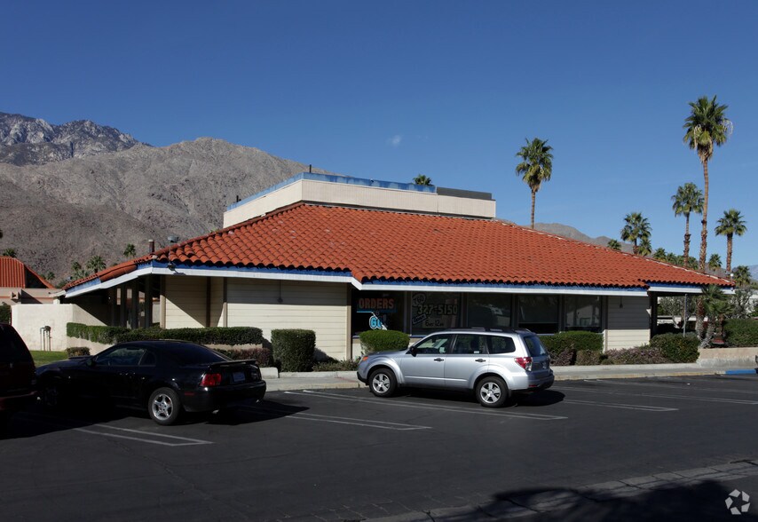 1243 E Palm Canyon Dr, Palm Springs, CA à vendre - Photo du bâtiment - Image 2 de 17