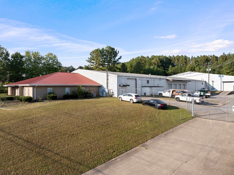 425 Wilbanks Dr, Ball Ground, GA for sale - Building Photo - Image 2 of 7