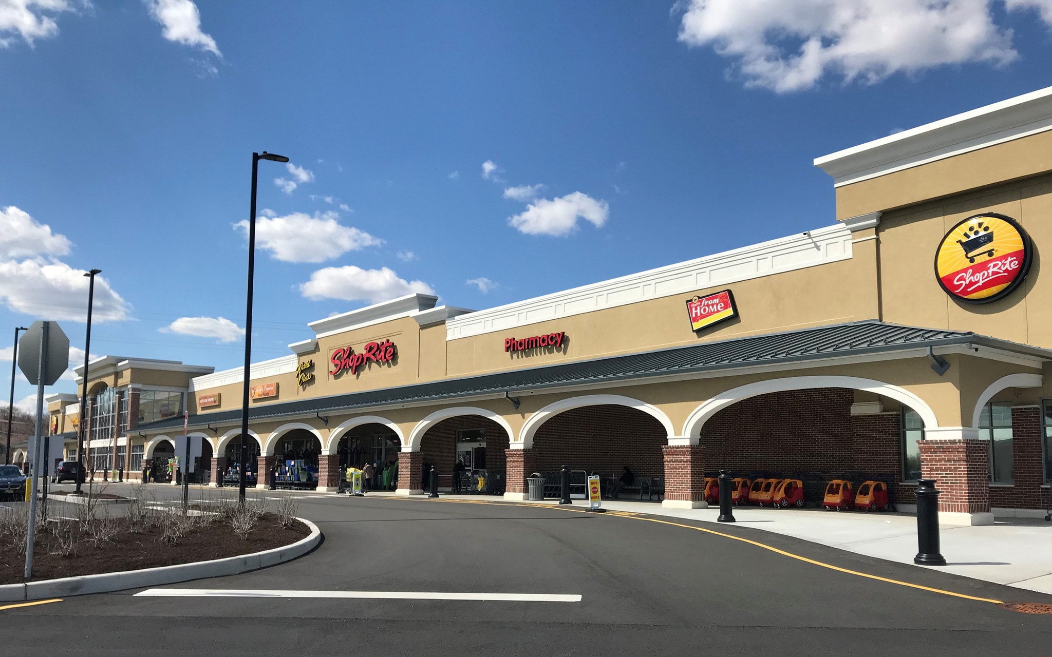 1026-1140 Broad St, Shrewsbury, NJ for lease Primary Photo- Image 1 of 8