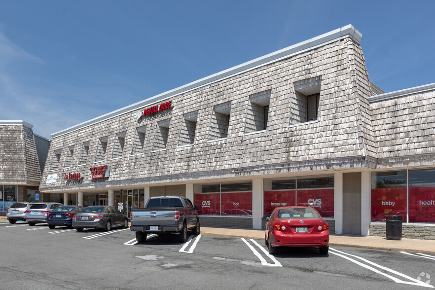 6164-6198 Arlington Blvd, Falls Church, VA for lease - Building Photo - Image 2 of 11