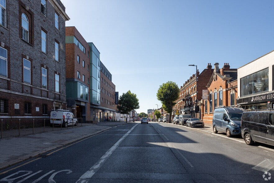 249-253 Cricklewood Broa, London for sale - Neighborhood Photo - Image 3 of 3