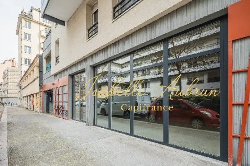 Local d'activités dans Grenoble à vendre - Photo du bâtiment - Image 3 de 5