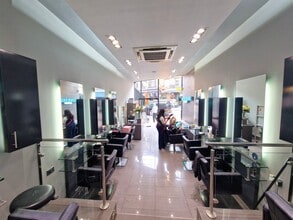 72-72A Battersea Rise, Londres à louer Photo intérieure- Image 2 de 7