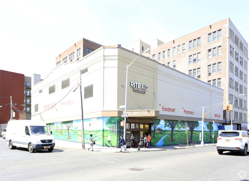 650 E Tremont Ave, Bronx, NY for lease - Primary Photo - Image 1 of 2