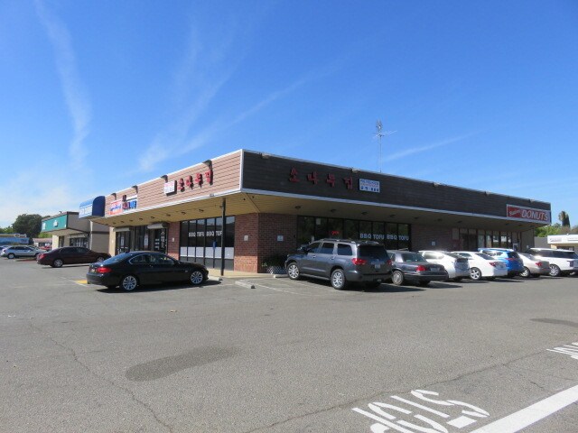 9205 Folsom Blvd, Sacramento, CA à louer - Photo du bâtiment - Image 3 de 11