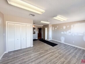 37-45 Mill St, Berlin, CT for lease Interior Photo- Image 2 of 4