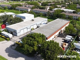 Plus de détails pour 1964 W 9th St, Riviera Beach, FL - Local d'activités à louer