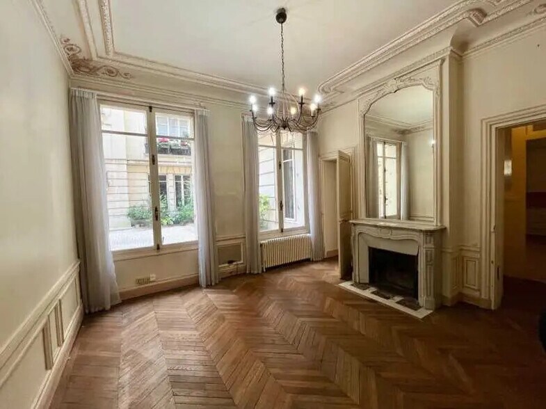 30 Rue Boissière, Paris à louer - Photo du bâtiment - Image 3 de 8