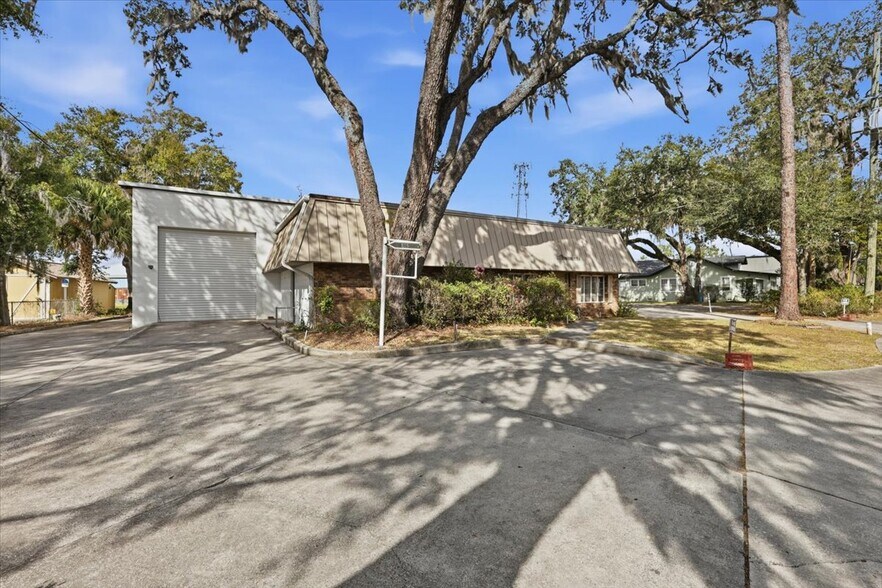 1020 Wilfred Dr, Orlando, FL à vendre - Photo du bâtiment - Image 3 de 48
