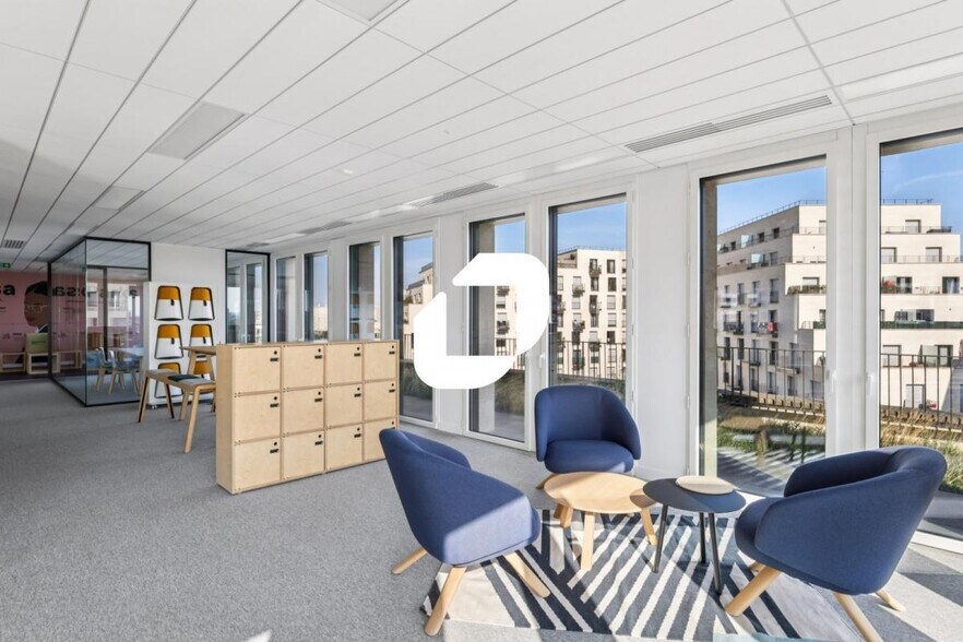 Office in Paris for lease - Building Photo - Image 2 of 18