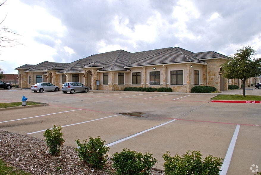 4500 Legacy Dr, Plano, TX for lease - Building Photo - Image 3 of 7