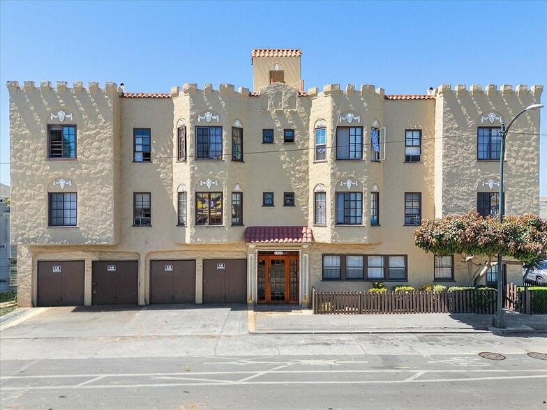 1905 Foothill Blvd, Oakland, CA for sale - Building Photo - Image 3 of 21