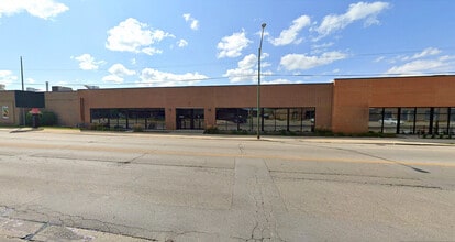6615 W Irving Park Rd, Chicago, IL for lease Interior Photo- Image 1 of 3