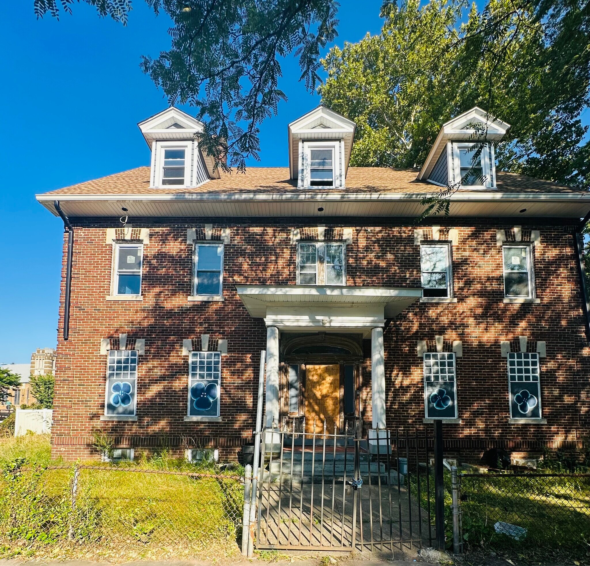 742-744 Clinton Ave, Newark, NJ for sale Primary Photo- Image 1 of 2