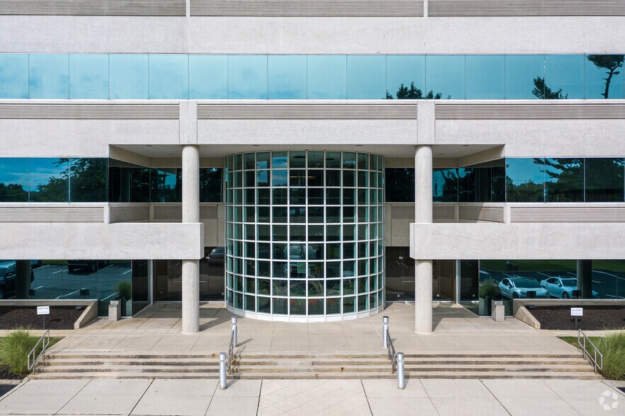 1030 Broad St, Shrewsbury, NJ à louer - Photo du bâtiment - Image 2 de 6