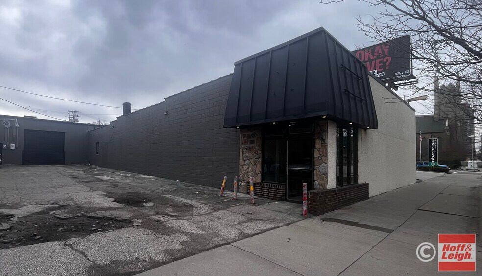 1830 Superior Ave, Cleveland, OH à vendre - Photo du bâtiment - Image 3 de 16