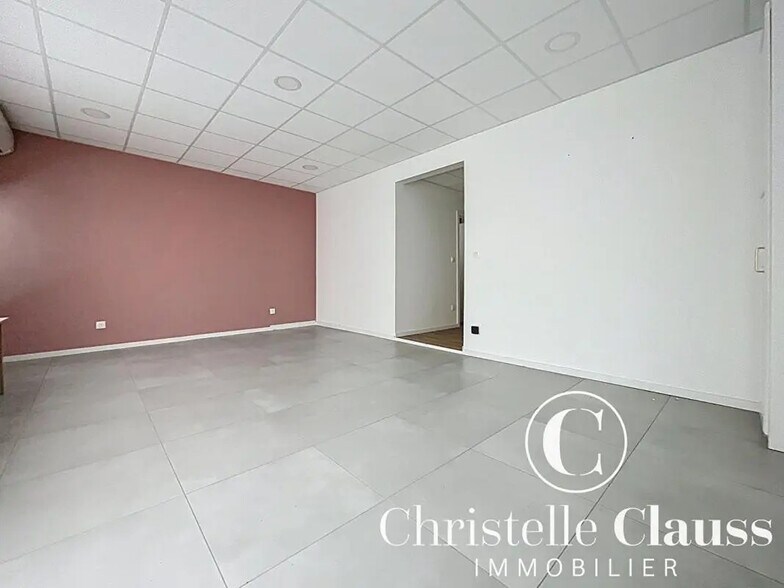 Retail in Reichstett for lease - Building Photo - Image 2 of 2