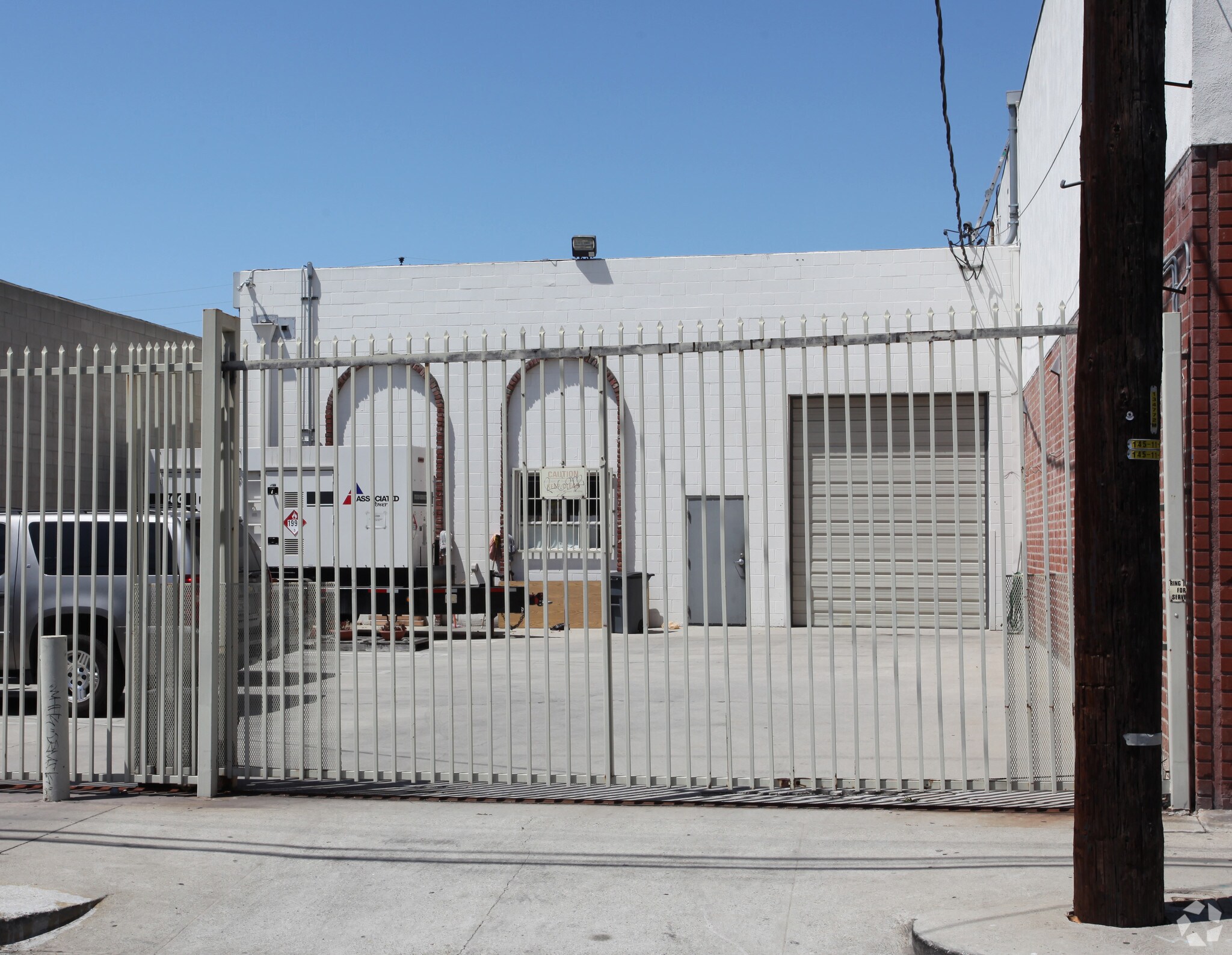 2317 Pontius Ave, Los Angeles, CA for sale Primary Photo- Image 1 of 4