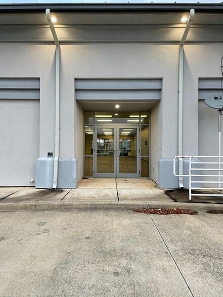 1549 E 70th St, Shreveport, LA for lease - Building Photo - Image 3 of 3