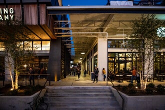 550 Somerset Ter NE, Atlanta, GA à louer Photo intérieure- Image 1 de 13