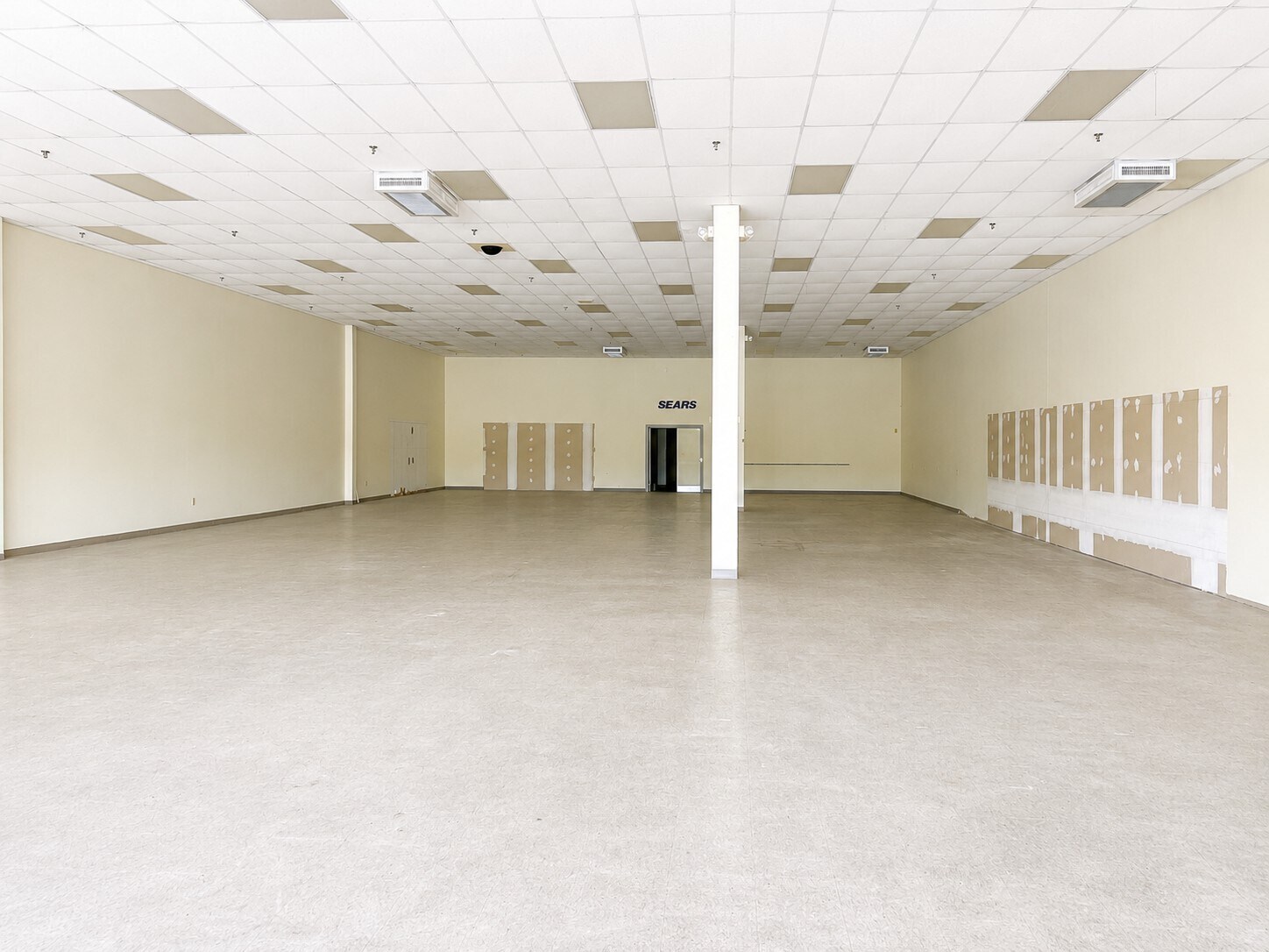 511 Linden Ave, Pocomoke City, MD for lease Interior Photo- Image 1 of 6
