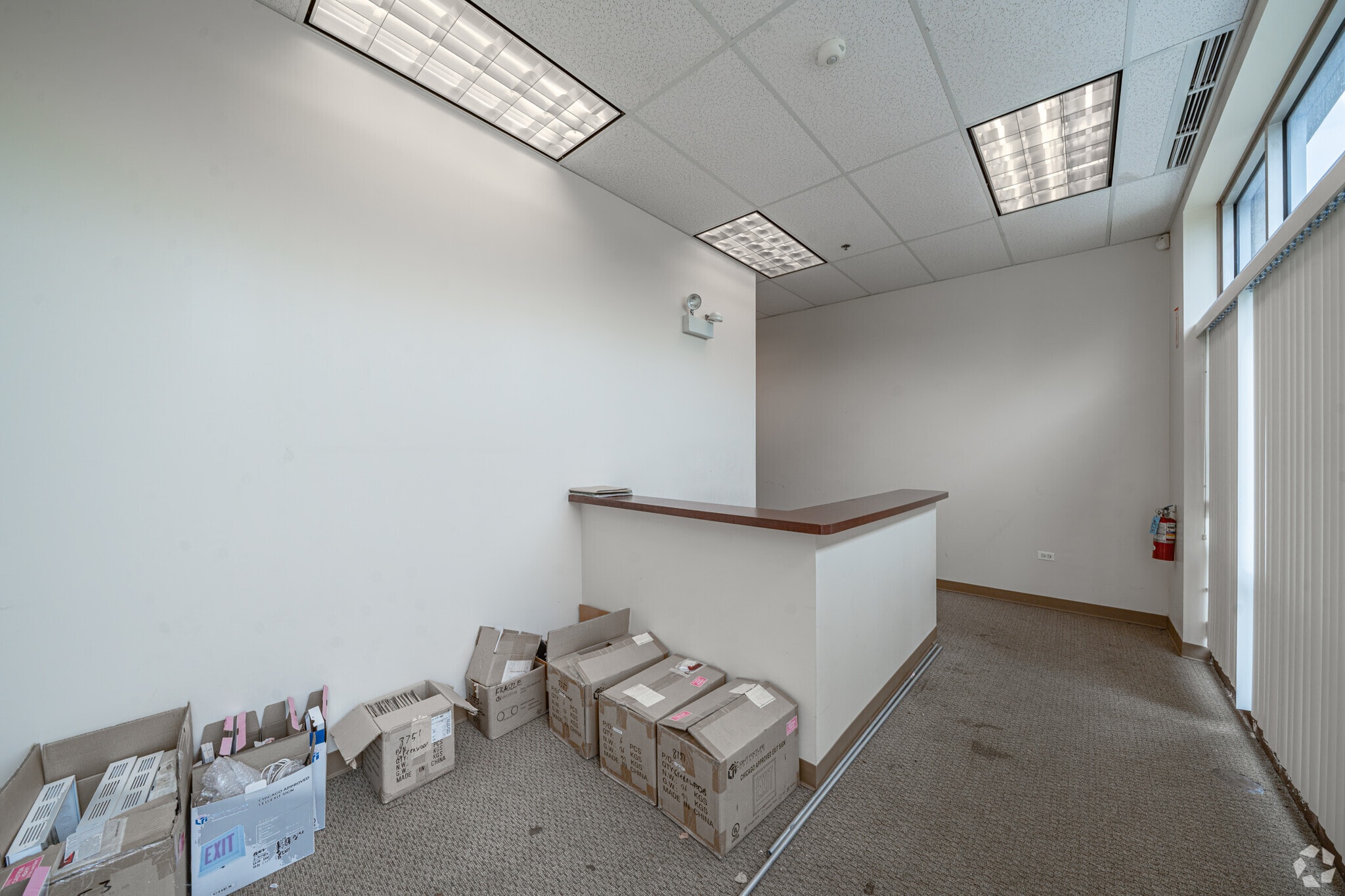8741 S Greenwood Ave, Chicago, IL for lease Interior Photo- Image 1 of 2