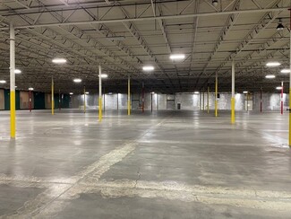 More details for 2020-2040 Williams Rd, Columbus, OH - Industrial for Lease