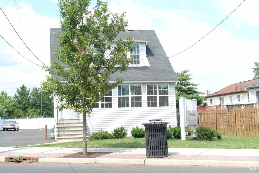 1462 Roosevelt Ave, Carteret, NJ for sale - Building Photo - Image 3 of 3