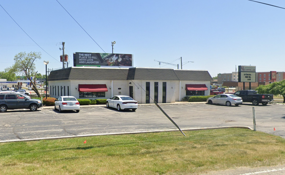 119 W Ireland Rd, South Bend, IN for sale - Building Photo - Image 1 of 1