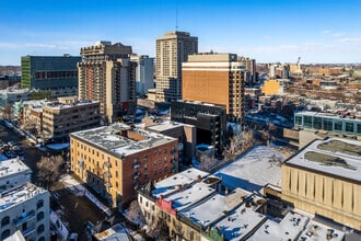 430 Rue Sherbrooke E, Montréal, QC - AERIAL  map view