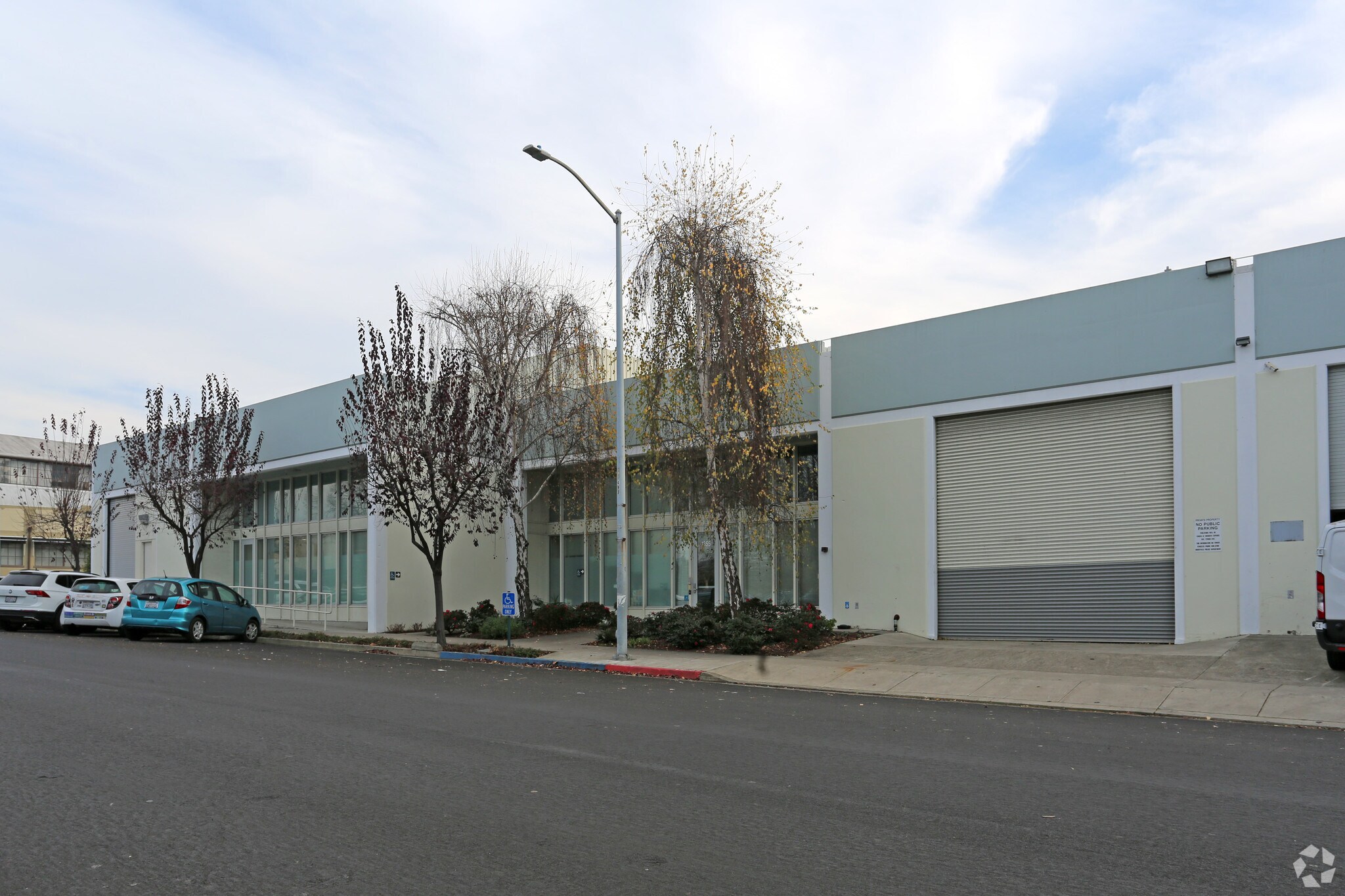 5850-5860 Hollis St, Emeryville, CA for lease Primary Photo- Image 1 of 11