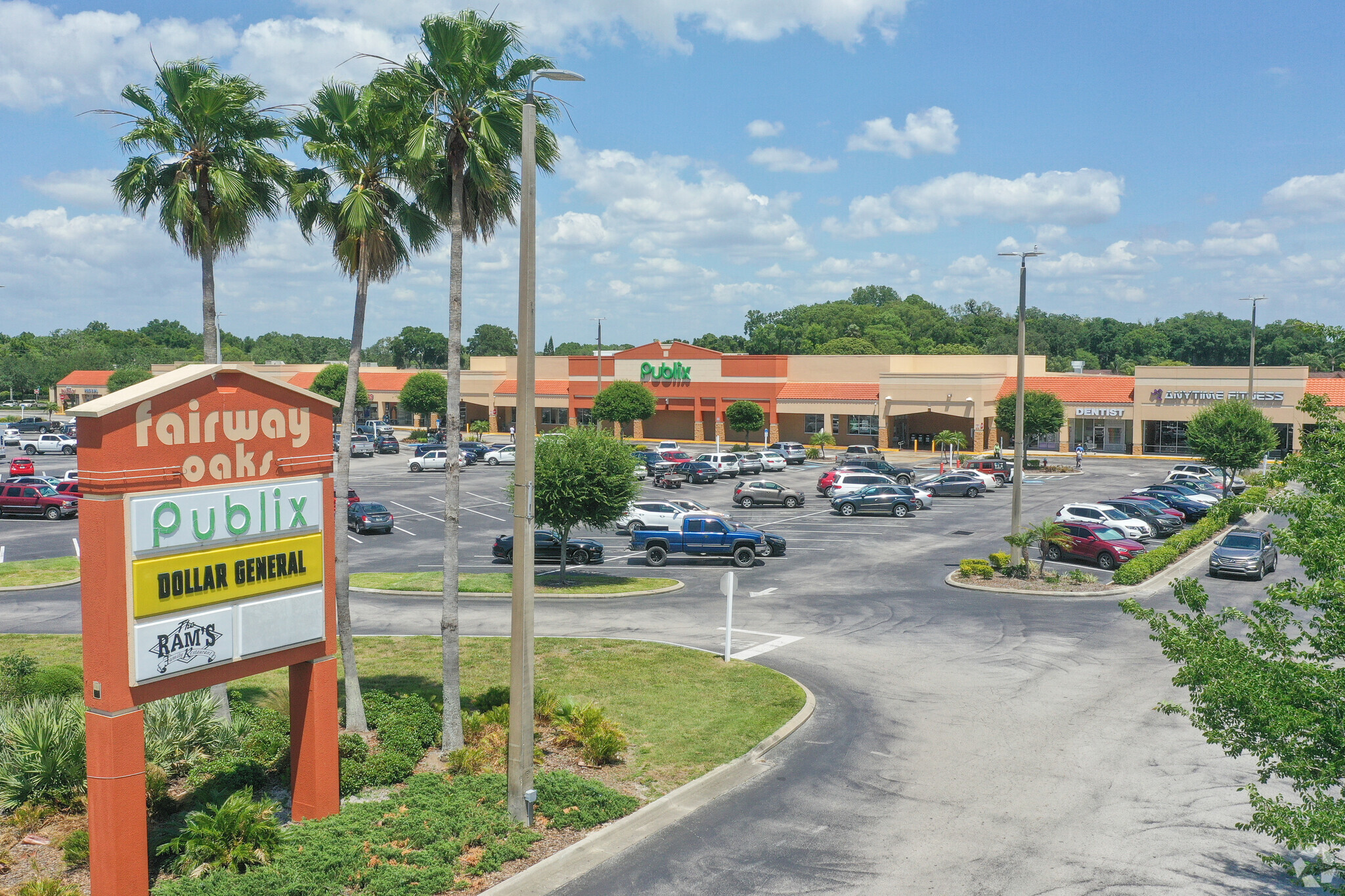  in Hudson, FL for sale Primary Photo- Image 1 of 1