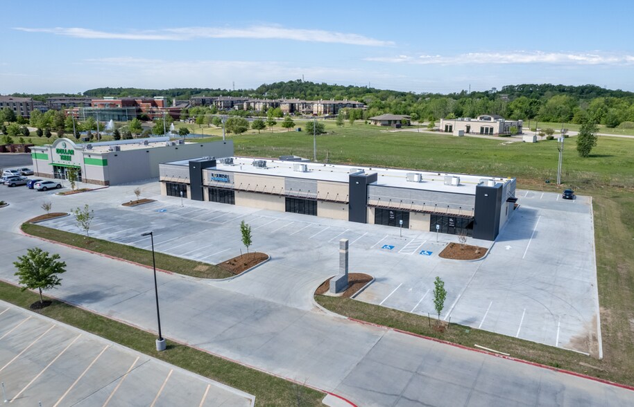 12190 S Waco Ave, Glenpool, OK à louer - Photo du bâtiment - Image 3 de 13