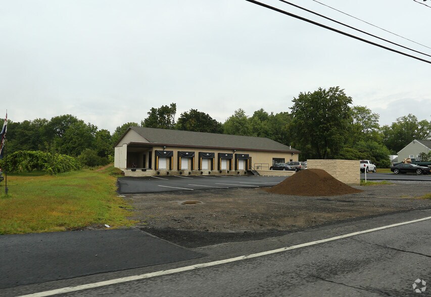 3108 Carman Rd, Schenectady, NY à vendre - Photo du bâtiment - Image 2 de 2