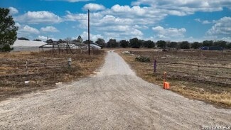 More details for 3921 County Road 334, Stockdale, TX - Land for Sale