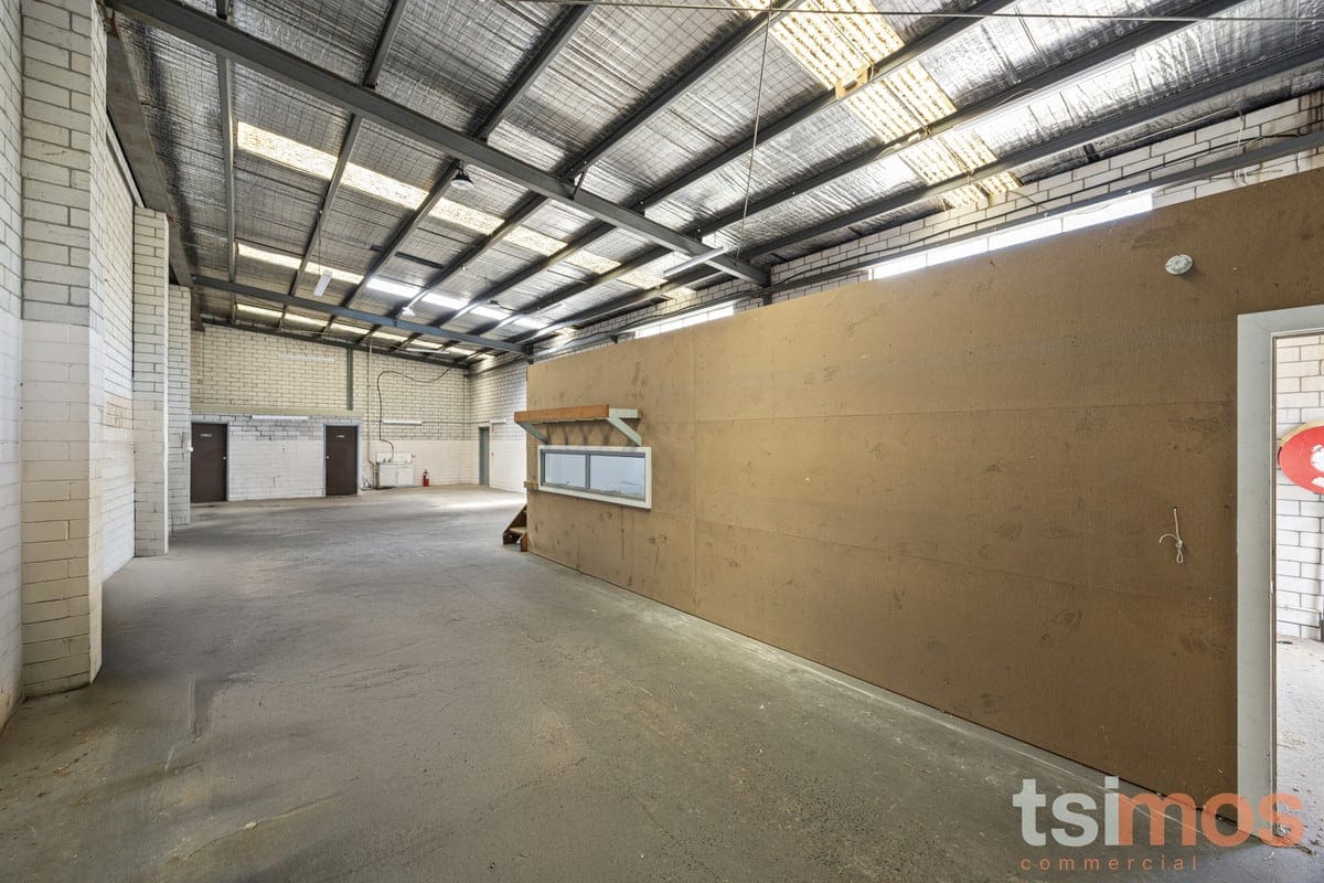 96 Voltri St, Mentone, VIC 3194 - Unit 4 - - Interior Photo - Image 1 of 4