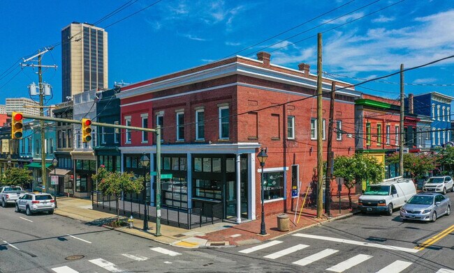 Plus de détails pour 1726 E Main St, Richmond, VA - Commerce de détail à louer