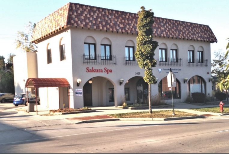 1409 E Capitol Dr, Shorewood, WI for lease Building Photo- Image 1 of 14