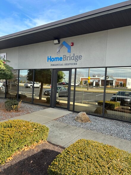 110 Jefferson Blvd, Warwick, RI for lease - Building Photo - Image 2 of 14