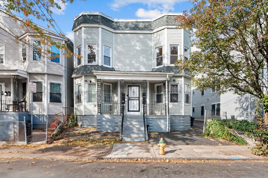 265 S 8th St, Newark, NJ à vendre - Photo du bâtiment - Image 2 de 27