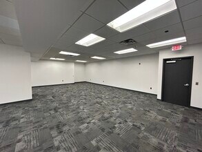 1 Blue Hill Plz, Pearl River, NY for lease Interior Photo- Image 2 of 8