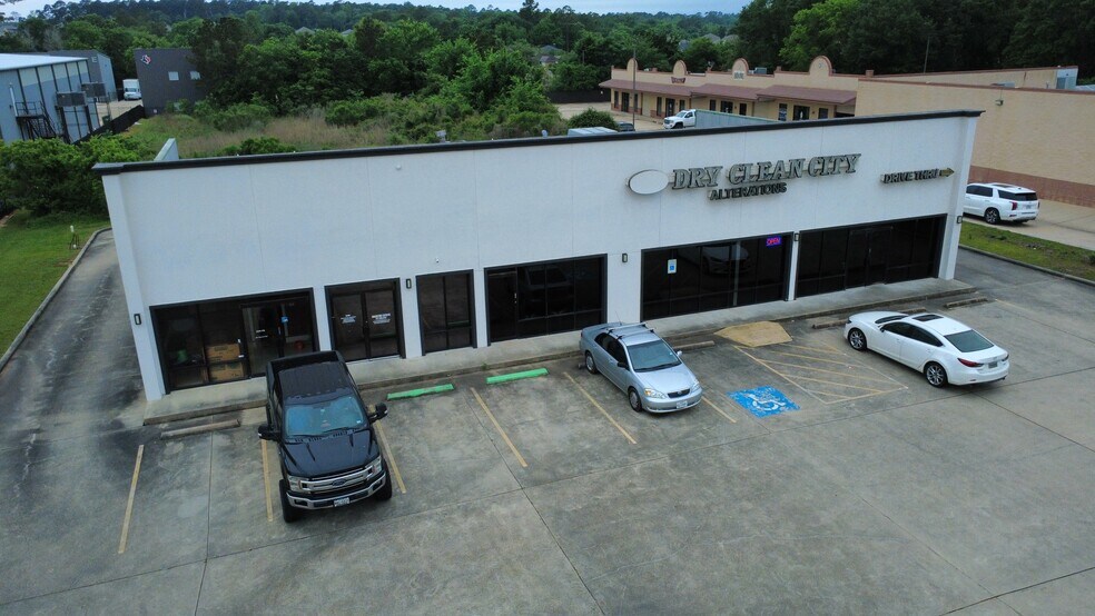 18413 Highway 105 W, Montgomery, TX à vendre - Photo du bâtiment - Image 2 de 9