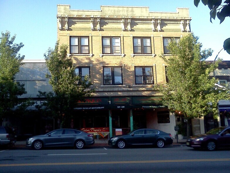 535 Bloomfield Ave, Montclair, NJ à louer - Photo principale - Image 1 de 1