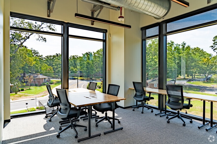 101 Gen Lennox Dr, Chapel Hill, NC for lease - Building Photo - Image 2 of 24