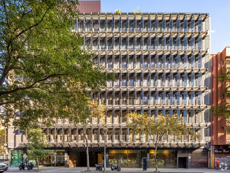 Gran Vía de les Corts Catalanes, 764-768, Barcelona, Barcelona for lease - Building Photo - Image 2 of 5